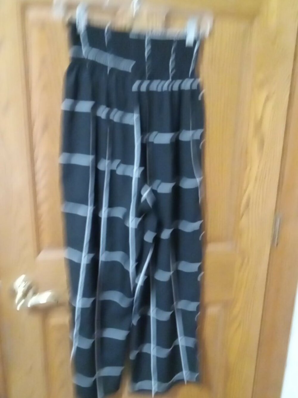 womens pants - Picture 7 of 7